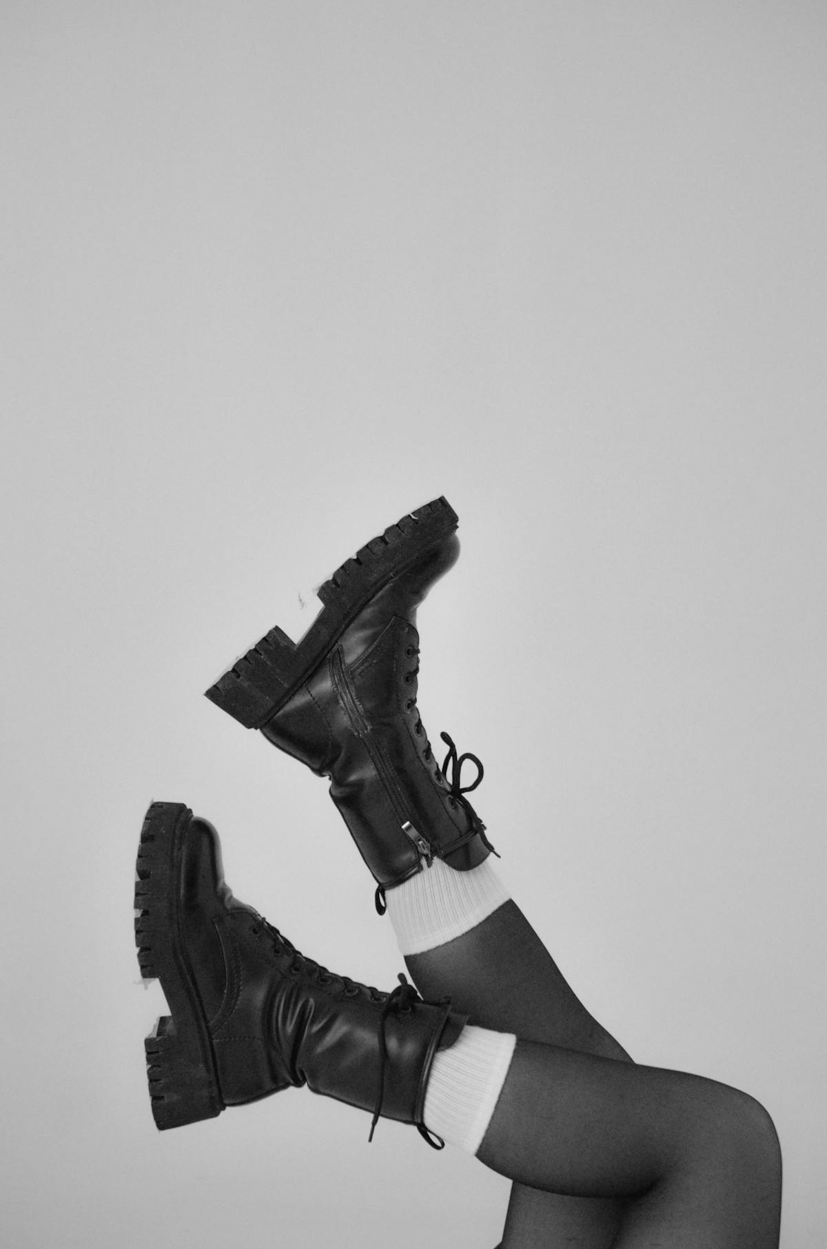 Combat lace boot