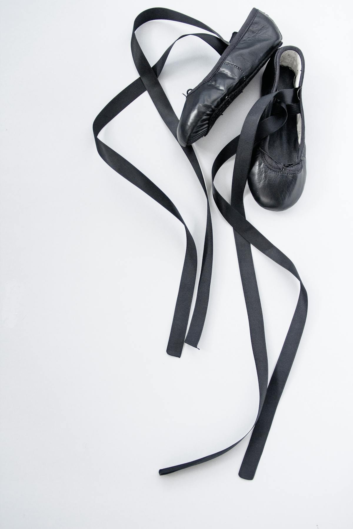 Pointed ballet flat