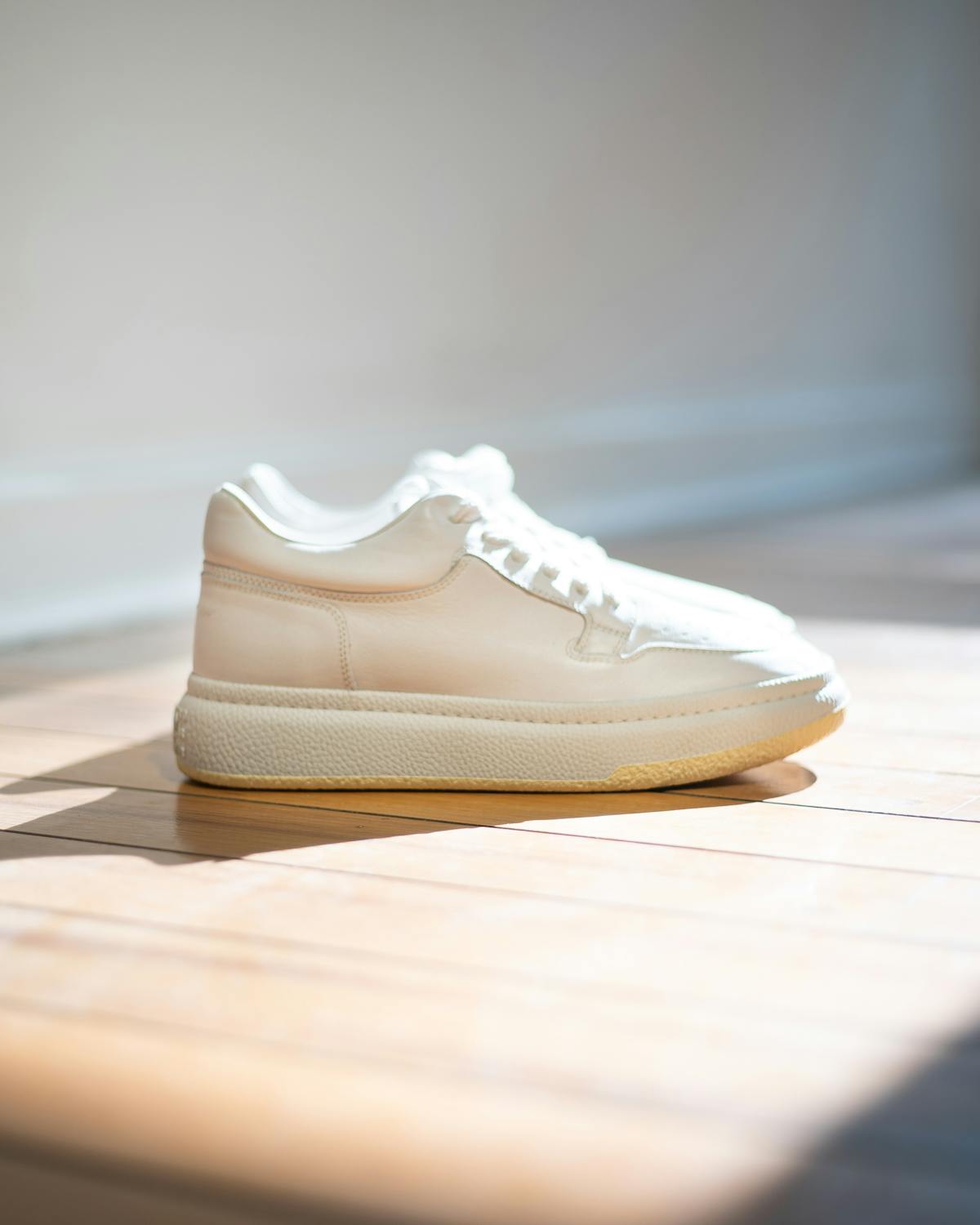 White trainer